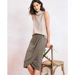 HP💖 NWOT Garnet Hill Knit Midi Wrap Skirtd